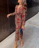 Dineke – Elegant Long-Sleeve Floral Dress